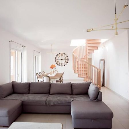 Magnifique Appartement Avec Vue Imprenable La Londe-les-Maures Ngoại thất bức ảnh