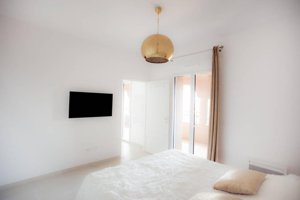 Magnifique Appartement Avec Vue Imprenable La Londe-les-Maures Ngoại thất bức ảnh