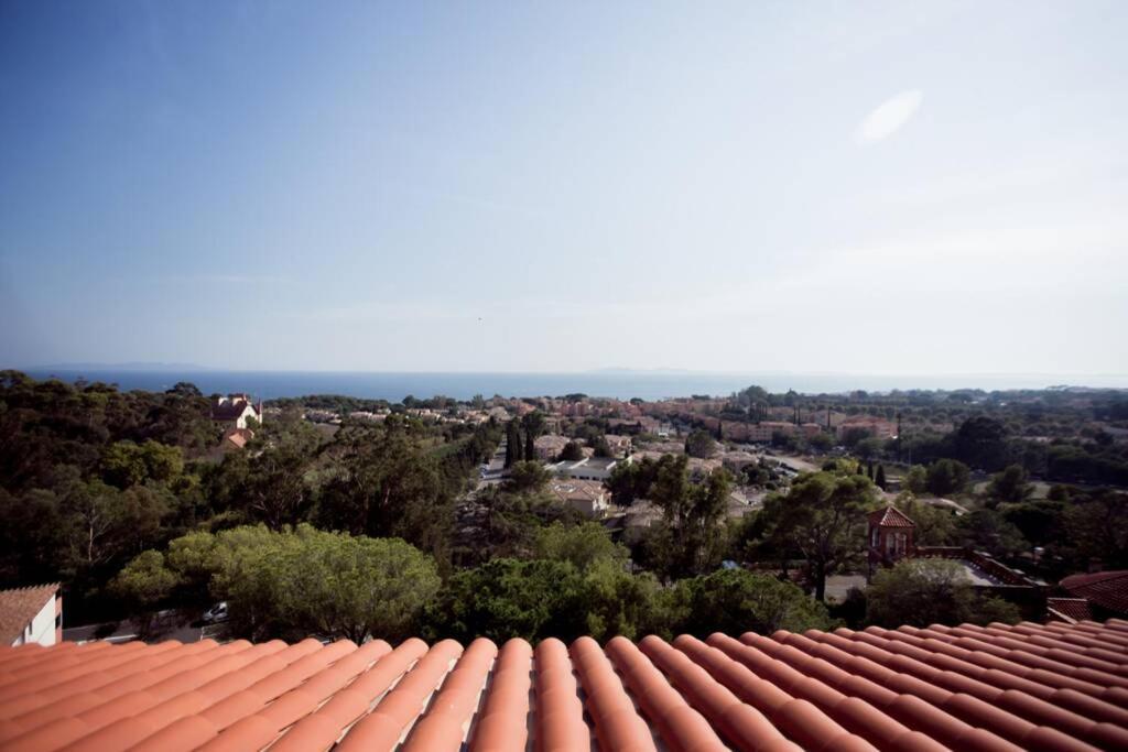 Magnifique Appartement Avec Vue Imprenable La Londe-les-Maures Ngoại thất bức ảnh