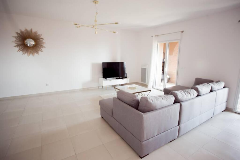 Magnifique Appartement Avec Vue Imprenable La Londe-les-Maures Ngoại thất bức ảnh